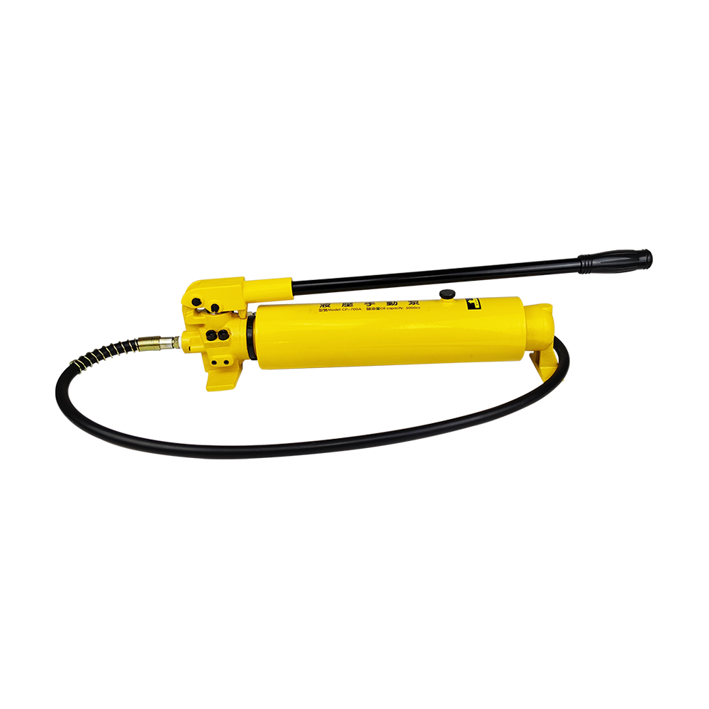 Bomba manual hidráulica de doble etapa 700 bar 700–2700 cc de simple efecto