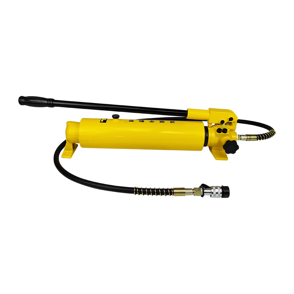 Bomba manual hidráulica de doble etapa 700 bar 700–2700 cc de simple efecto